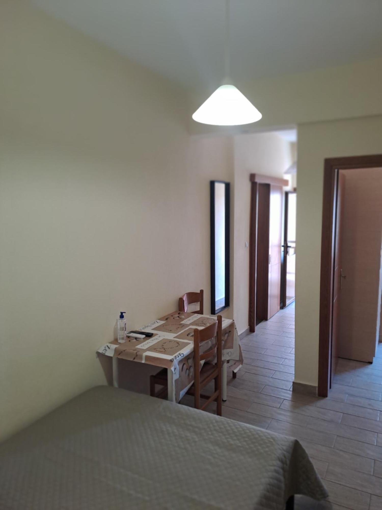 Diolkos 2 Apartman Néa Róda Szoba fotó