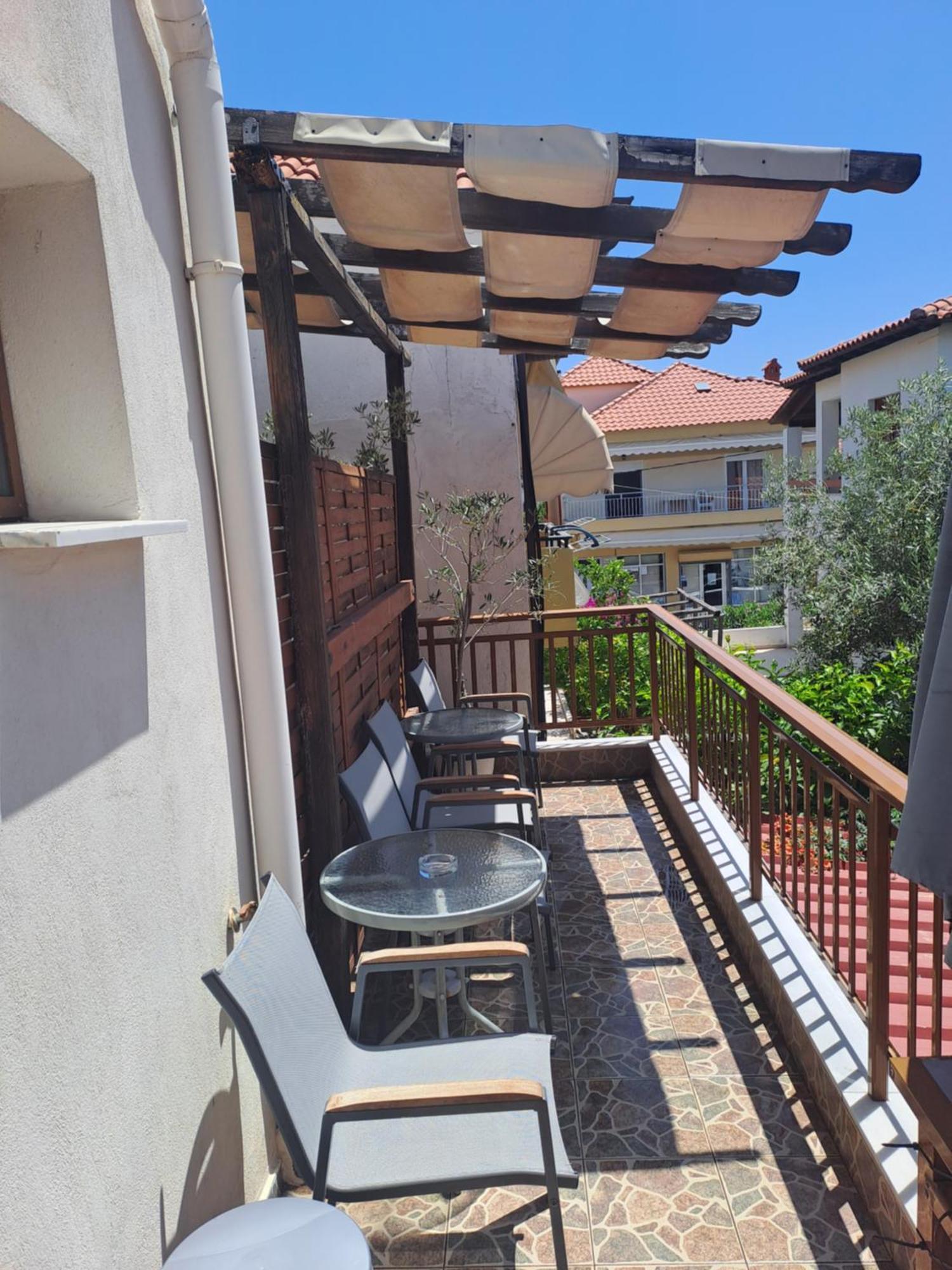 Diolkos 2 Apartman Néa Róda Szoba fotó
